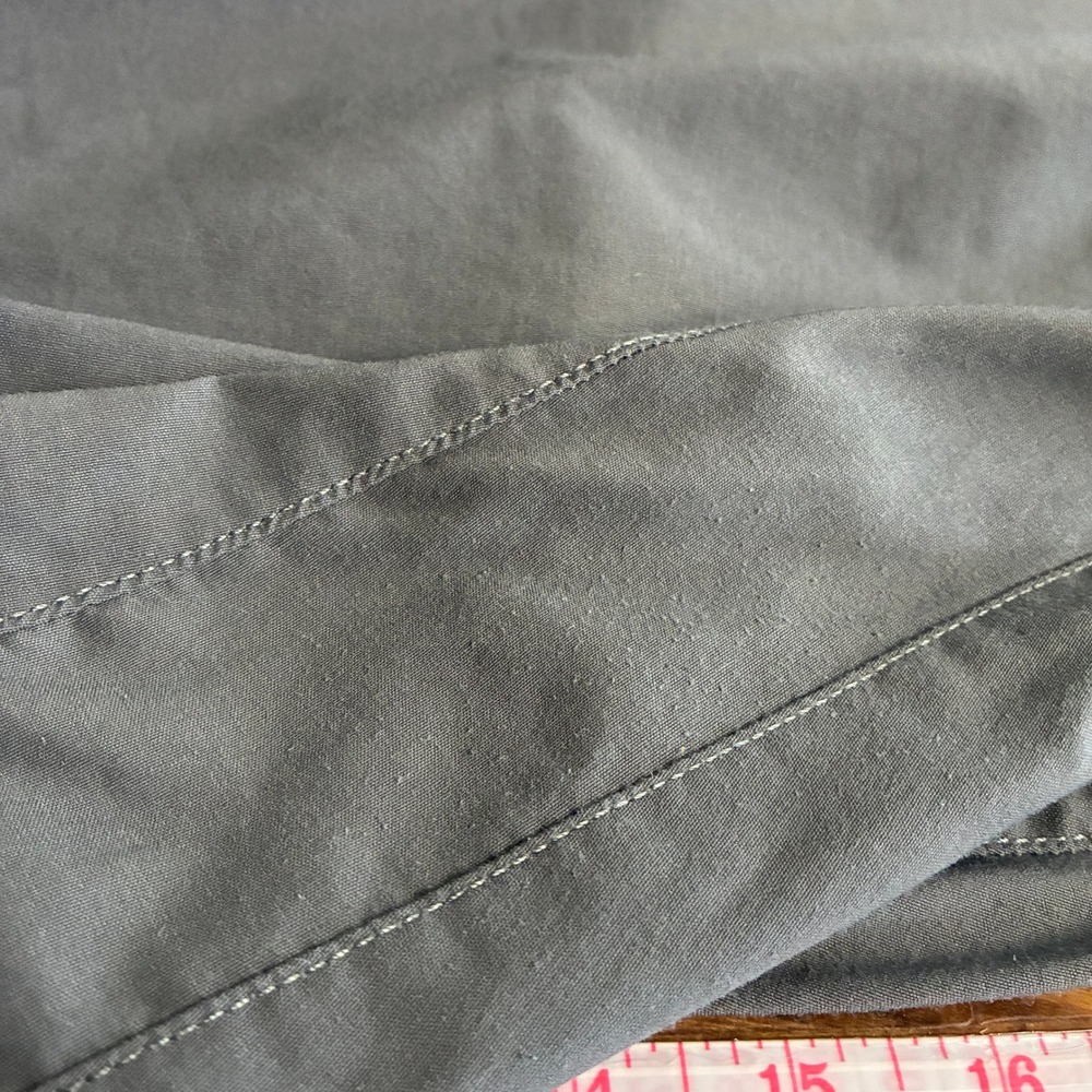 Duluth Trading Co Womens Dry On the Fly Capri Length Hiking Pants Size 16 Grey - Picture 5 of 13